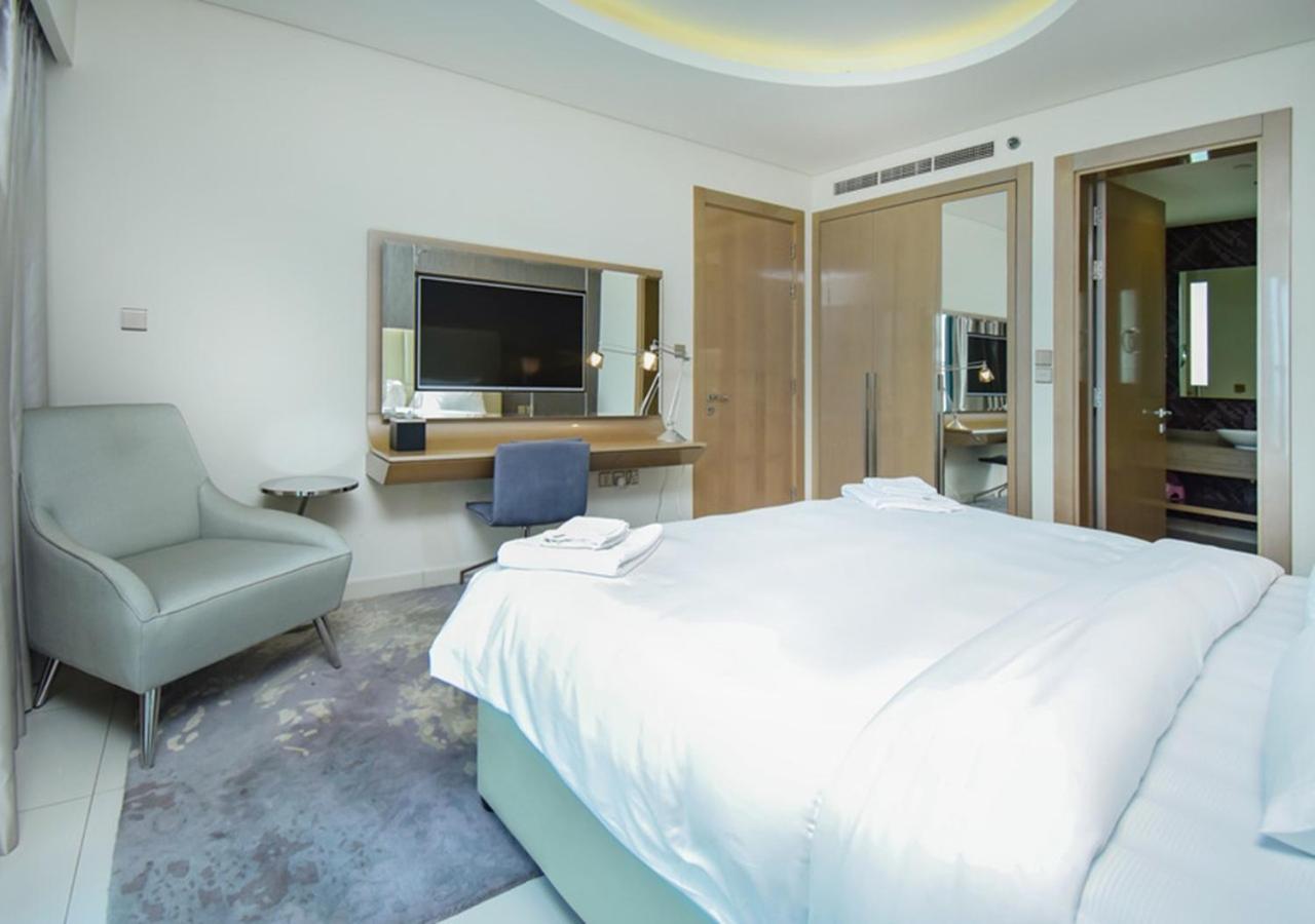 Appartamento Spacious 1br In Damac Paramount Towers Bb *